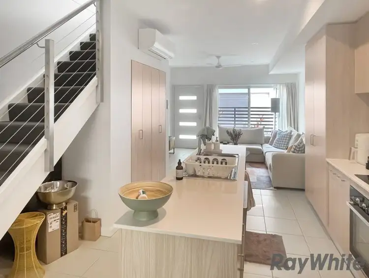 23/138 Central Street, Labrador QLD 4215