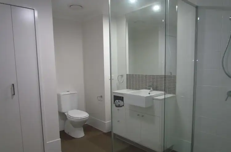 Sixth view of Homely unit listing, 127/64 Glenlyon Street, Gladstone Central QLD 4680