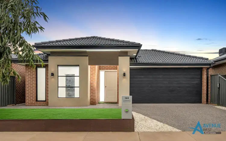 144 Atherstone Boulevard, Strathtulloh VIC 3338