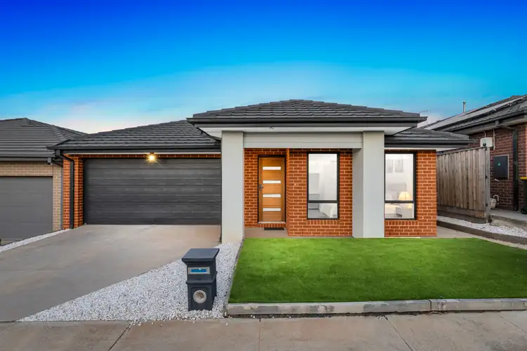 Main view of Homely house listing, 5 Pepita Crescent, Manor Lakes VIC 3024