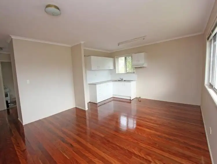 2/12 Skew St, Sherwood QLD 4075