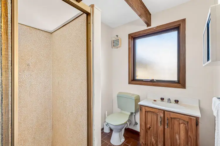 Fifth view of Homely house listing, 5 Gallois Gardens, Leopold VIC 3224