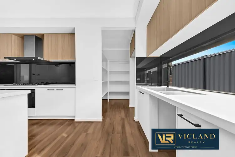 Fifth view of Homely house listing, 28 Wattlebird Street, Beveridge VIC 3753