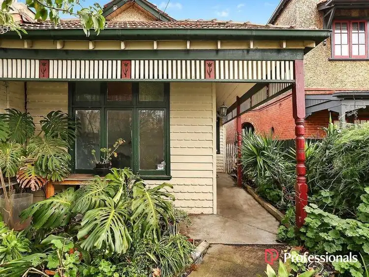 247 Barkly St, St Kilda VIC 3182