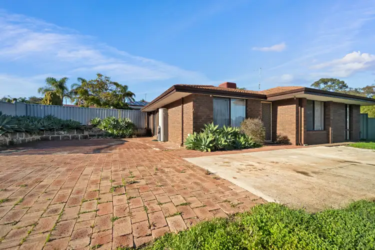 Second view of Homely house listing, 2 Blythewood Way, Heathridge WA 6027
