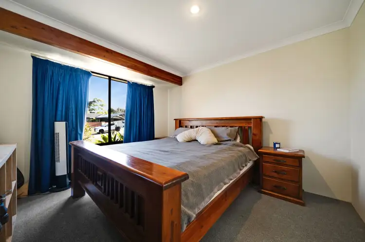 Fifth view of Homely house listing, 2 Blythewood Way, Heathridge WA 6027