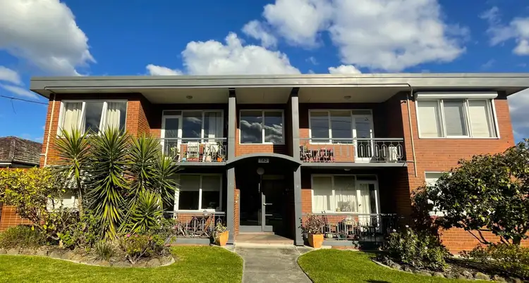 Main view of Homely apartment listing, 5/162 Clarke Street, Northcote VIC 3070