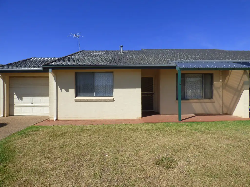 Main view of Homely unit listing, 10/4 Old Barracks Lane, Young NSW 2594