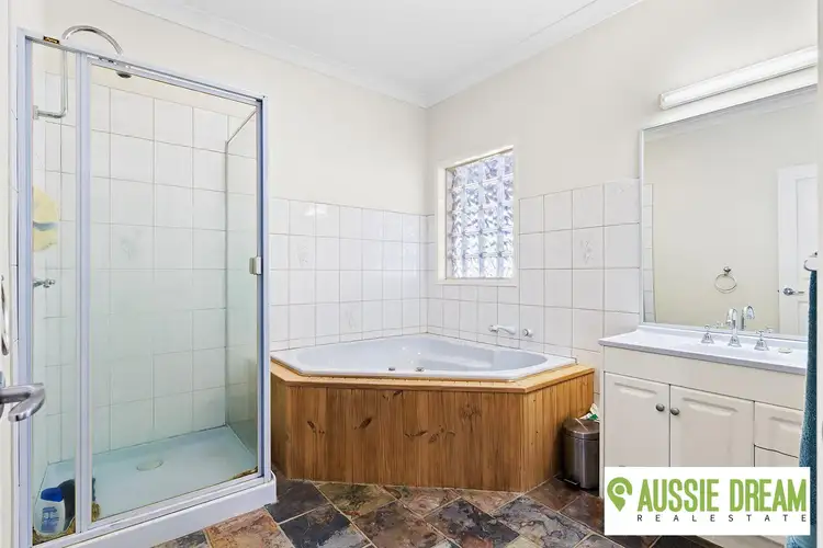 Sixth view of Homely house listing, 25 Sexton Court, Gordon VIC 3345