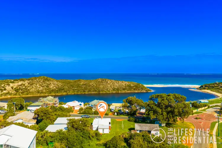 3 Whitfield Street, Guilderton WA 6041