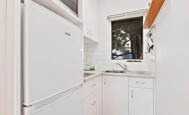Fifth view of Homely apartment listing, 3/17 Devonport Street, Lyons ACT 2606