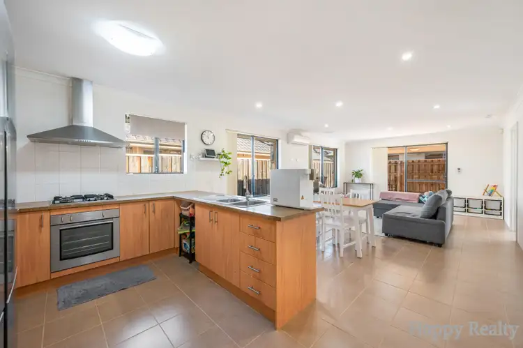 Seventh view of Homely house listing, 3 Selwyn Way, Canning Vale WA 6155