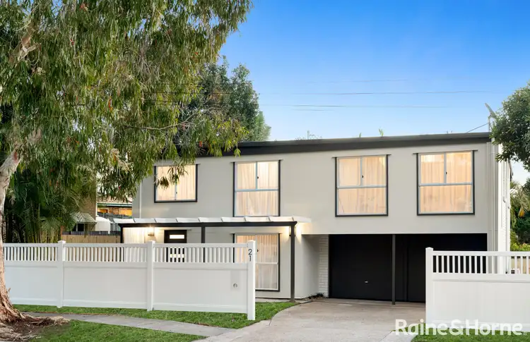 21 Molesworth Street, Seventeen Mile Rocks QLD 4073