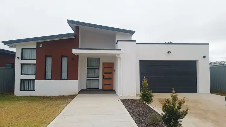 14 Glasson Street, Wellington NSW 2820