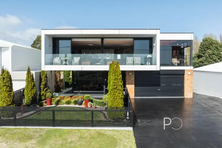 16 Shearwater Esplanade, Shearwater TAS 7307