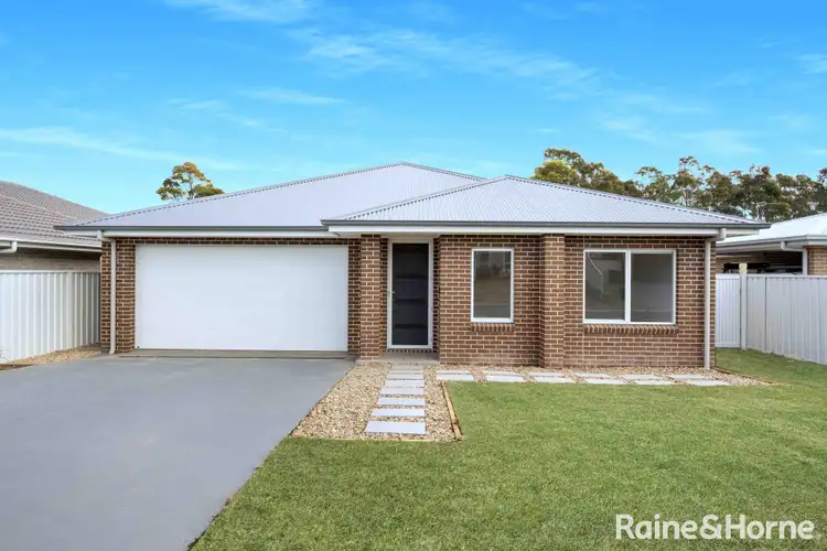 22 Aspromonte Drive, South Nowra NSW 2541