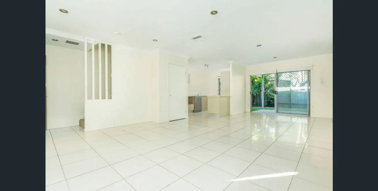Main view of Homely townhouse listing, 5/17 Hilltop Cresc, Carina QLD 4152