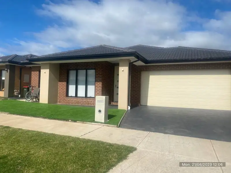 Main view of Homely house listing, 15 Bickerton St, Werribee VIC 3030