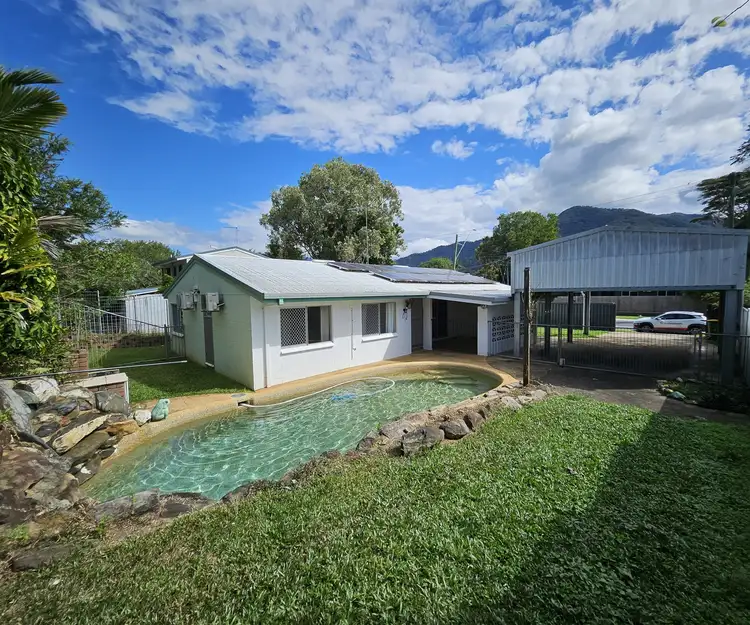 12 Kowinka Street, White Rock QLD 4868