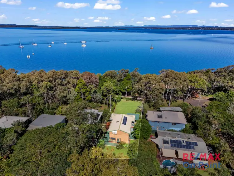 366 Victoria Parade South, Coochiemudlo Island QLD 4184