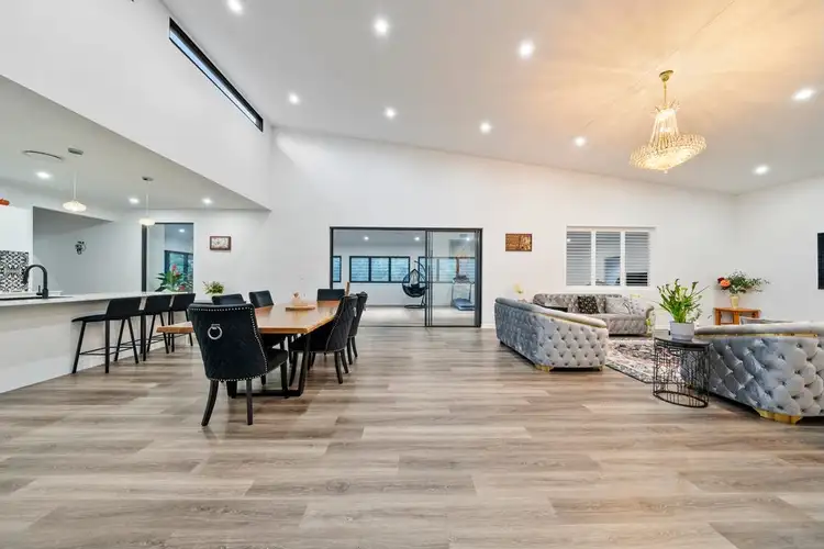1 Pinewood Street, Upper Coomera QLD 4209