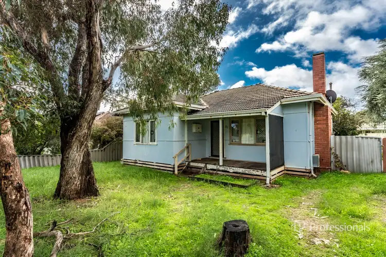 25 Diosma Street, Rangeway WA 6530