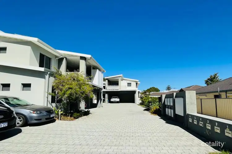 4/29 Winchelsea Road, Nollamara WA 6061