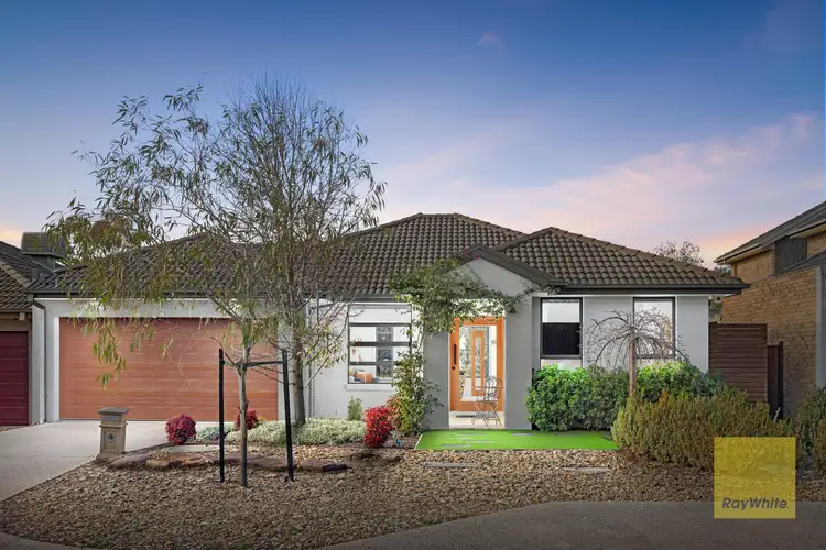 Second view of Homely house listing, 6 Fifth Avenue, Sanctuary Lakes VIC 3030