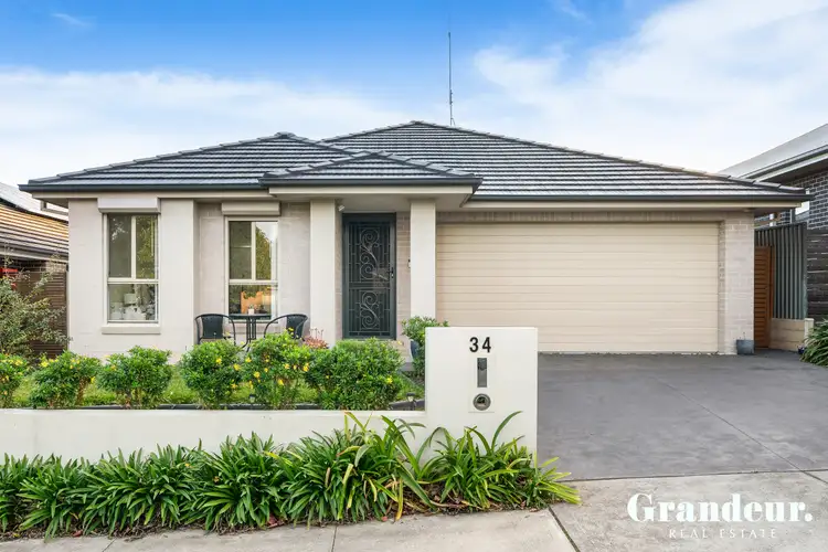 34 Bond Street, Oran Park NSW 2570