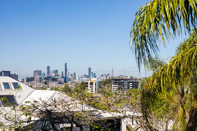 2/38 Toorak Road, Hamilton QLD 4007