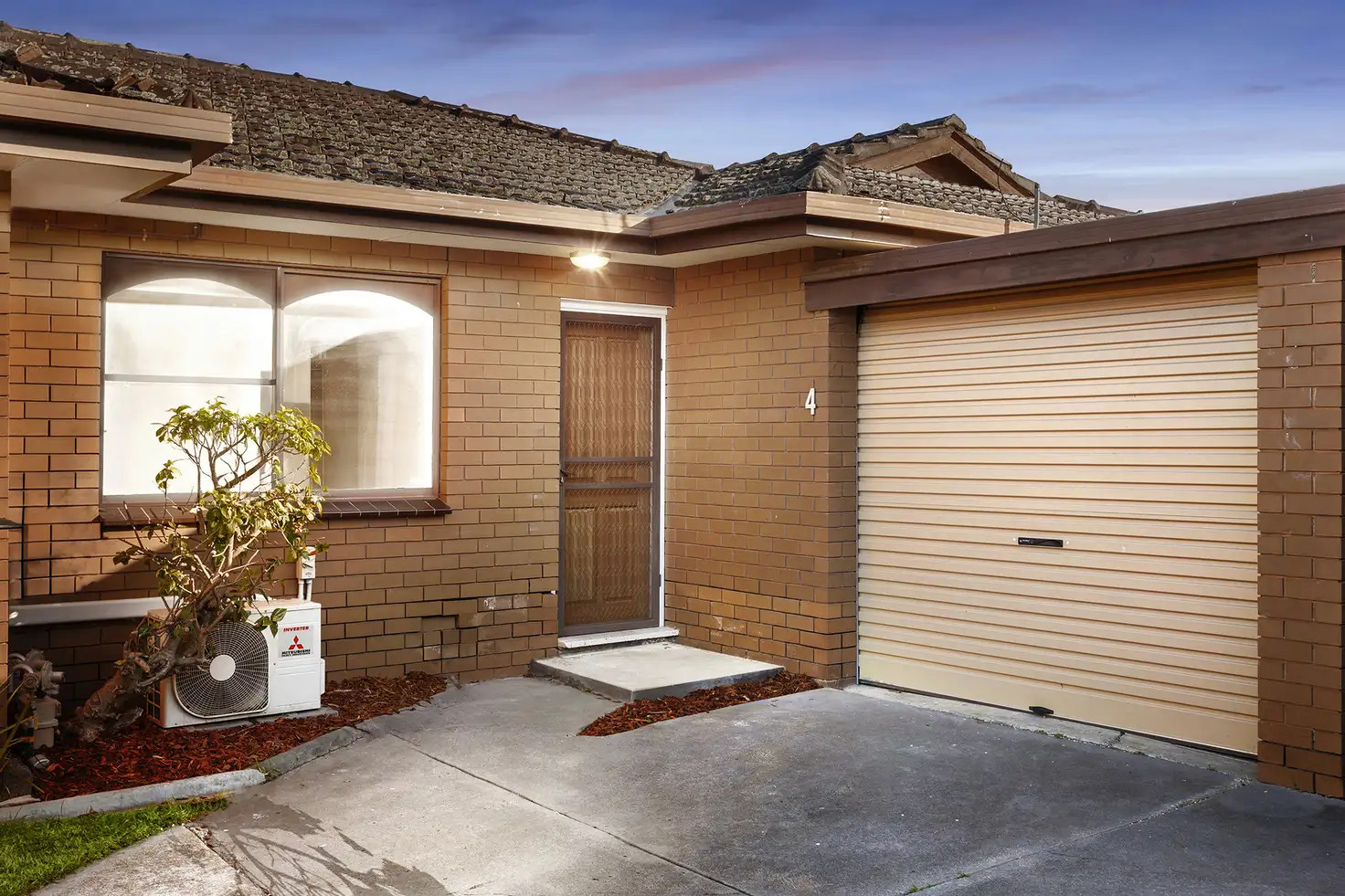 Main view of Homely unit listing, 4/9-11 Kinross Street, Pascoe Vale VIC 3044