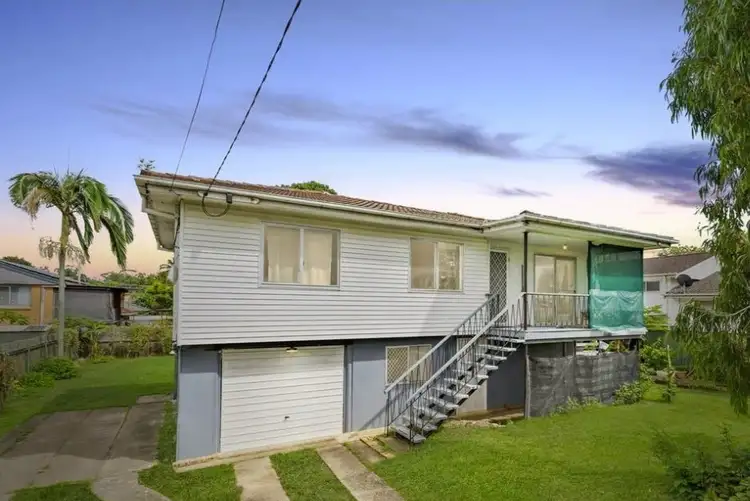 17 Redwood Street, Kingston QLD 4114