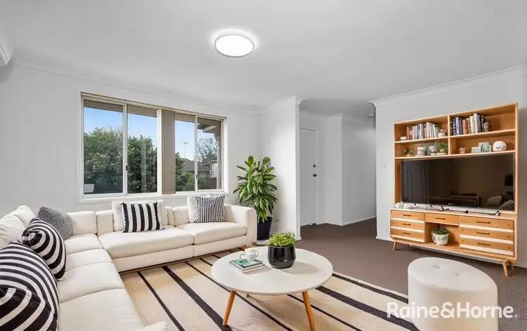 Second view of Homely house listing, 2/8 Bensley Road, Macquarie Fields NSW 2564