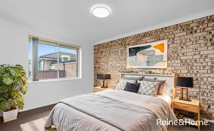 Fifth view of Homely house listing, 2/8 Bensley Road, Macquarie Fields NSW 2564