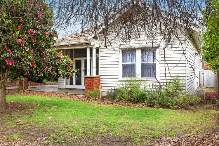 6 Peart Street, Leongatha VIC 3953
