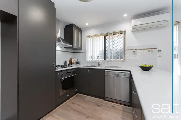 Fifth view of Homely house listing, 10 Bishop Close, Seville Grove WA 6112