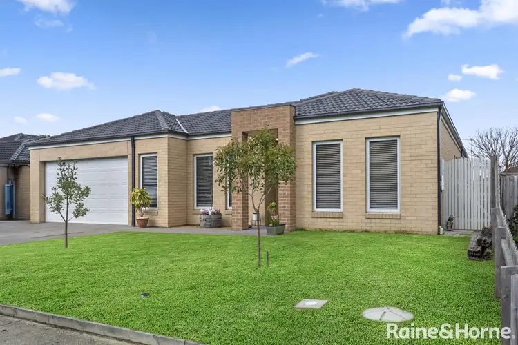9 Clarks Road, Lang Lang VIC 3984