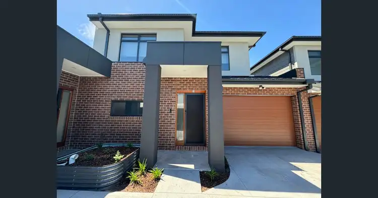 2/21 east street, Hadfield VIC 3046