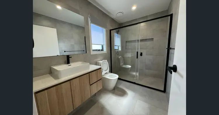Fifth view of Homely unit listing, 2/21 east street, Hadfield VIC 3046