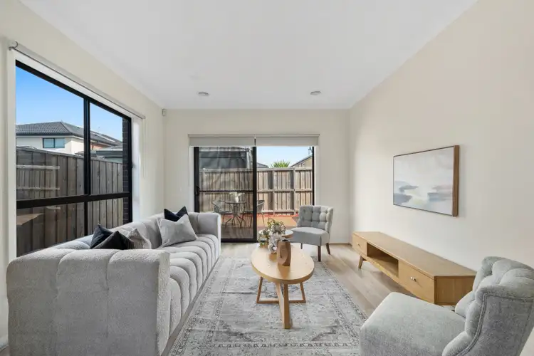 Second view of Homely house listing, 8 Adelaide Circuit, Donnybrook VIC 3064