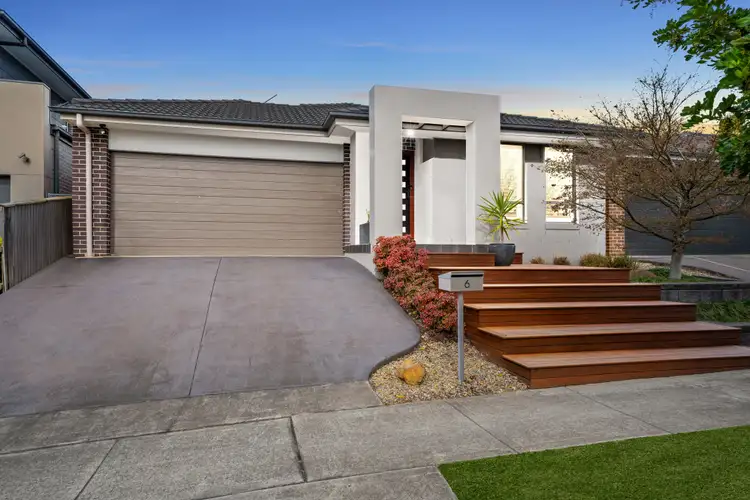 6 Ewan James Drive, Glenmore Park NSW 2745