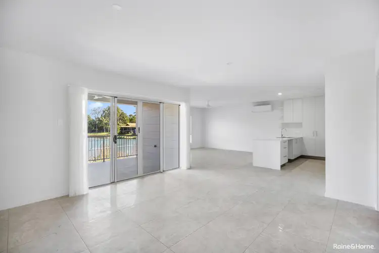 Seventh view of Homely unit listing, 3/15 Shell Street, Urangan QLD 4655