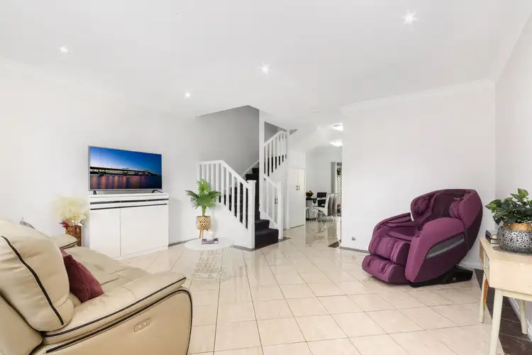 4/102-104 Lackey Street, Merrylands NSW 2160