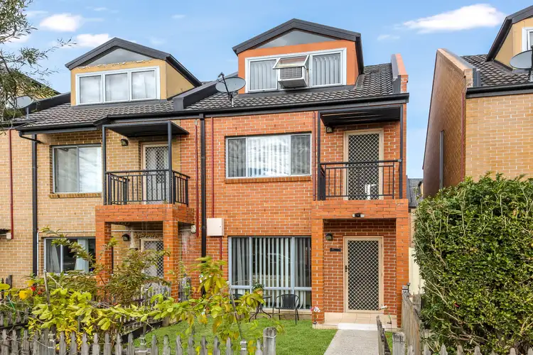 4/102-104 Lackey Street, Merrylands NSW 2160