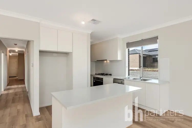 10 Murdoch Close, Woodside SA 5244