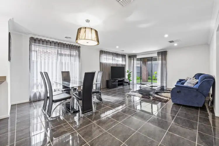Second view of Homely house listing, 7 Las Pozas Avenue, Wollert VIC 3750