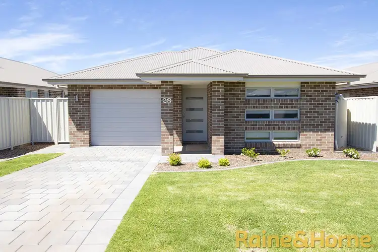 28 Ebor Way, Dubbo NSW 2830