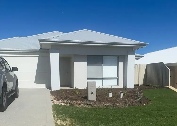 8 Mayflower Avenue, Alkimos WA 6038