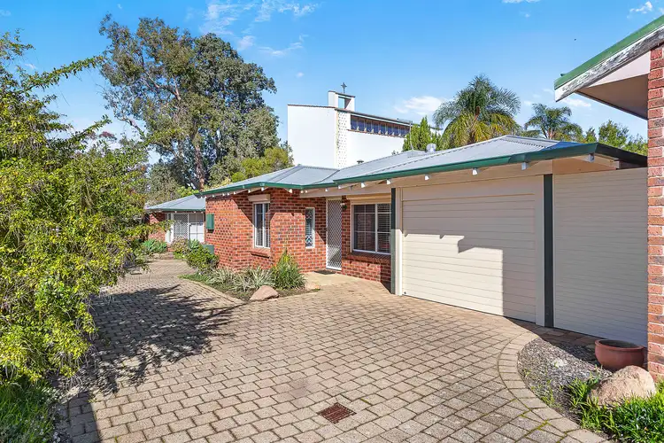 2/6 Hammad Street, Palmyra WA 6157