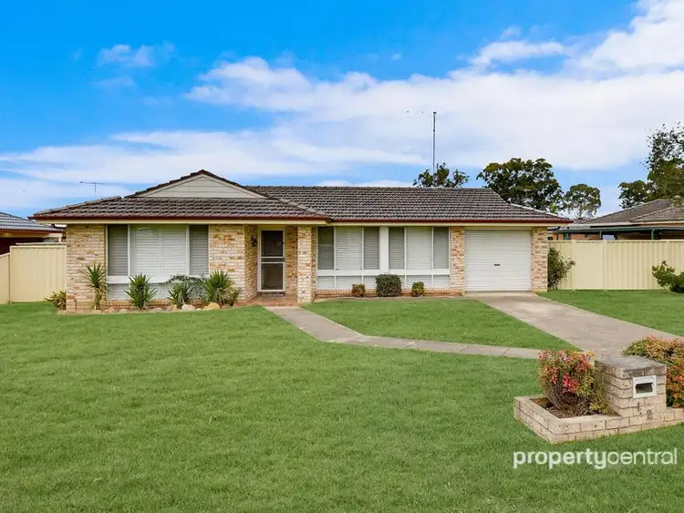 12 Wallis Glen, Cranebrook NSW 2749